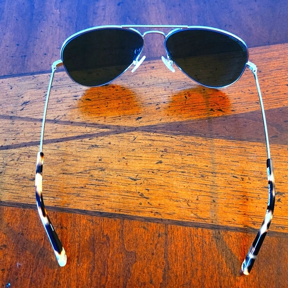 Gently Used-Unisex-Michael Kors-Jet Set Aviator Sunglasses